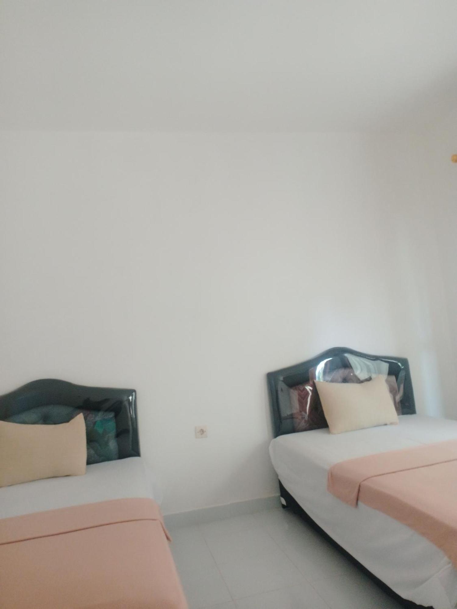 Tiu Kelep Homestay เซอนารู ภายนอก รูปภาพ